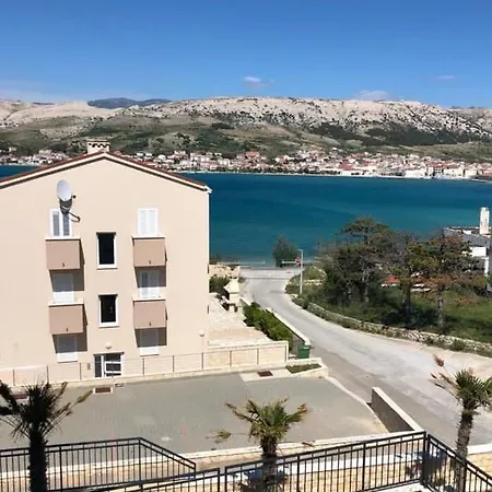 Antea * Pag Town